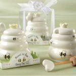 Ceramic Honey Pot Wedding Favors – “Meant to Bee”