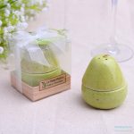 Green pear salt and pepper shakers104507