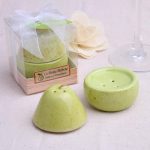 Green pear salt and pepper shakers91793