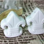 Fleur-de-Lis Ceramic Salt Pepper Shakers57631